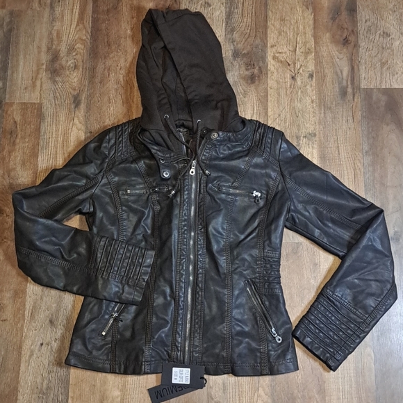 Love & Lock size medium COFFEE colored faux leather jacket - Picture 5 of 17